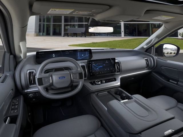 New 2025 Ford Expedition Max Active image 9