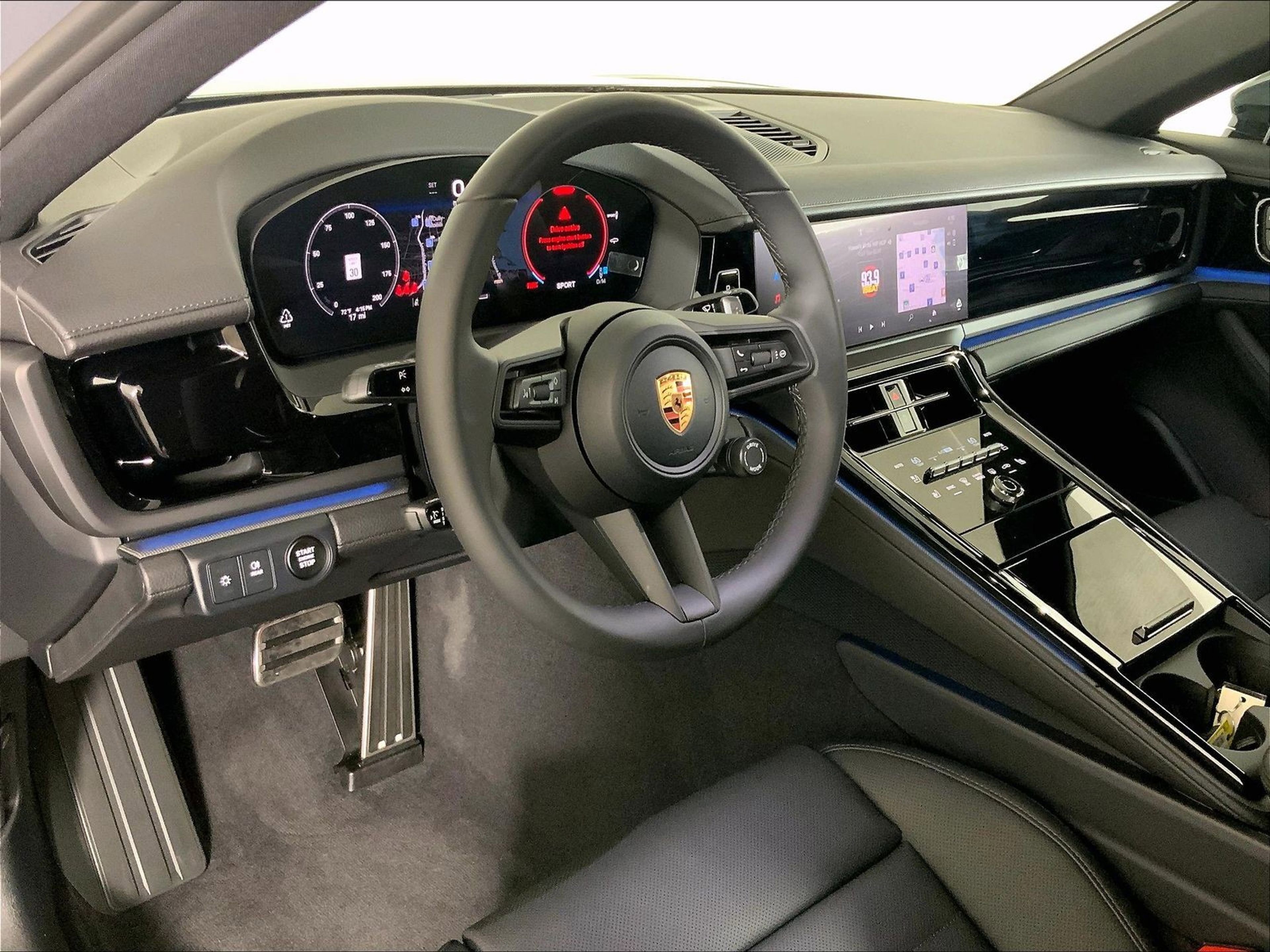 New 2026 Porsche Panamera RWD image 4