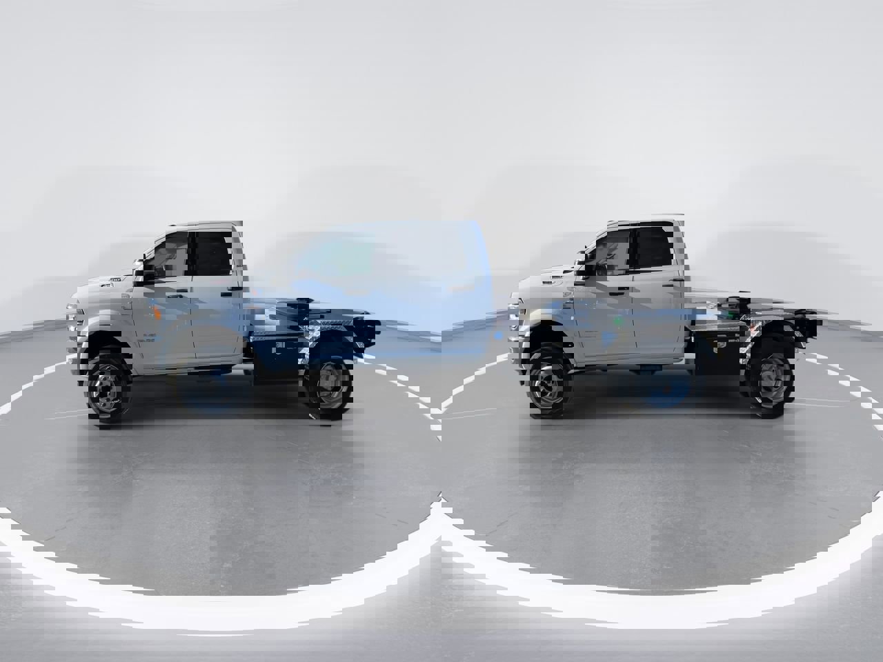 Used 2024 RAM 4500 SLT w/ Quick Order Package 2YG SLT image 5