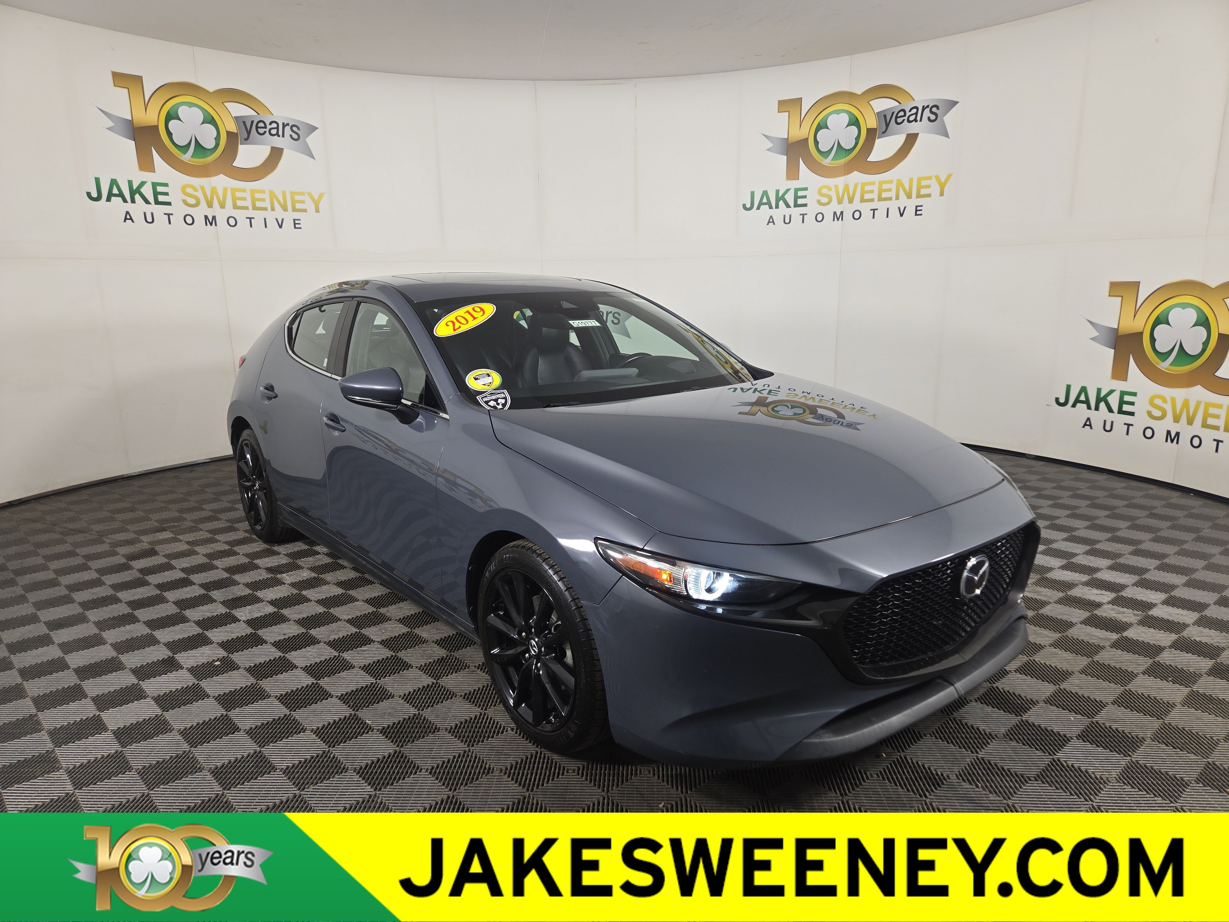 Used 2019 MAZDA MAZDA3 AWD Hatchback w/ Premium Pkg image 1
