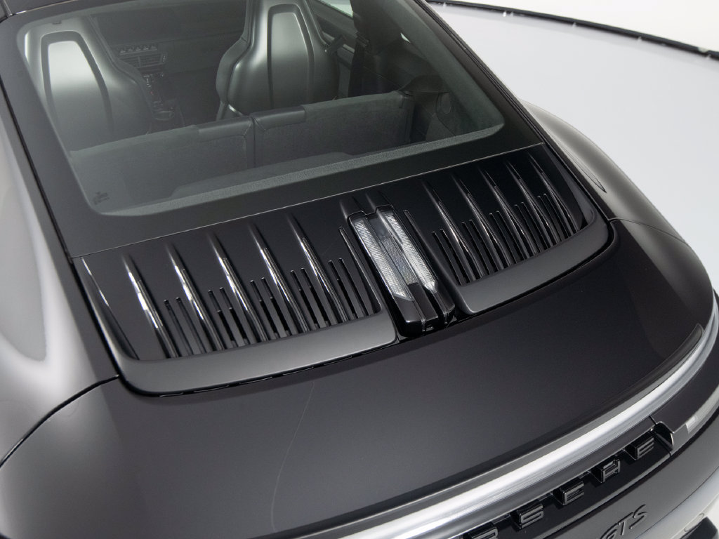 Certified 2025 Porsche 911 Carrera 4 GTS AWD/4WD image 46