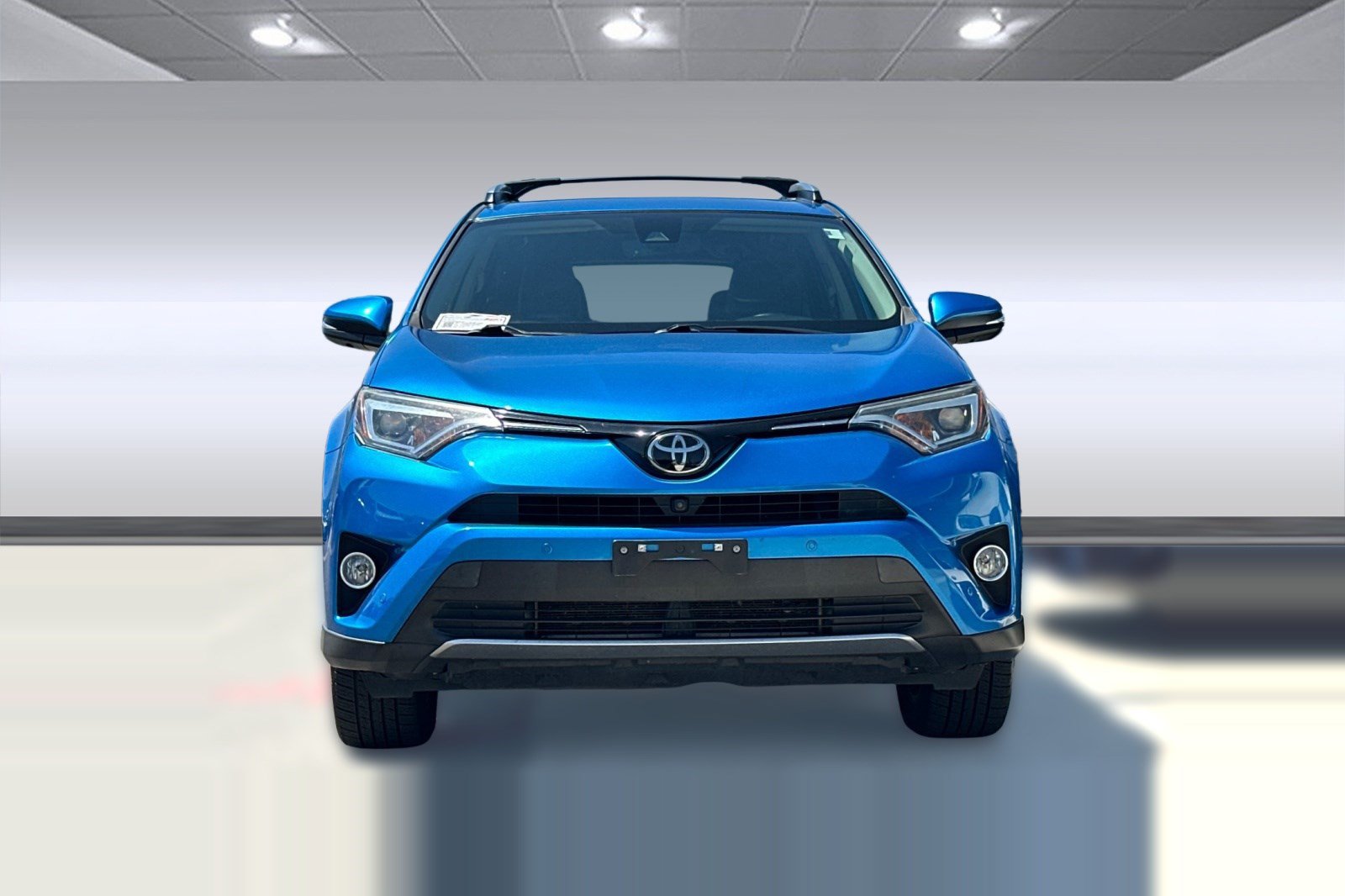 Used 2017 Toyota RAV4 Limited w/ Advanced Technology Package FWD image 5