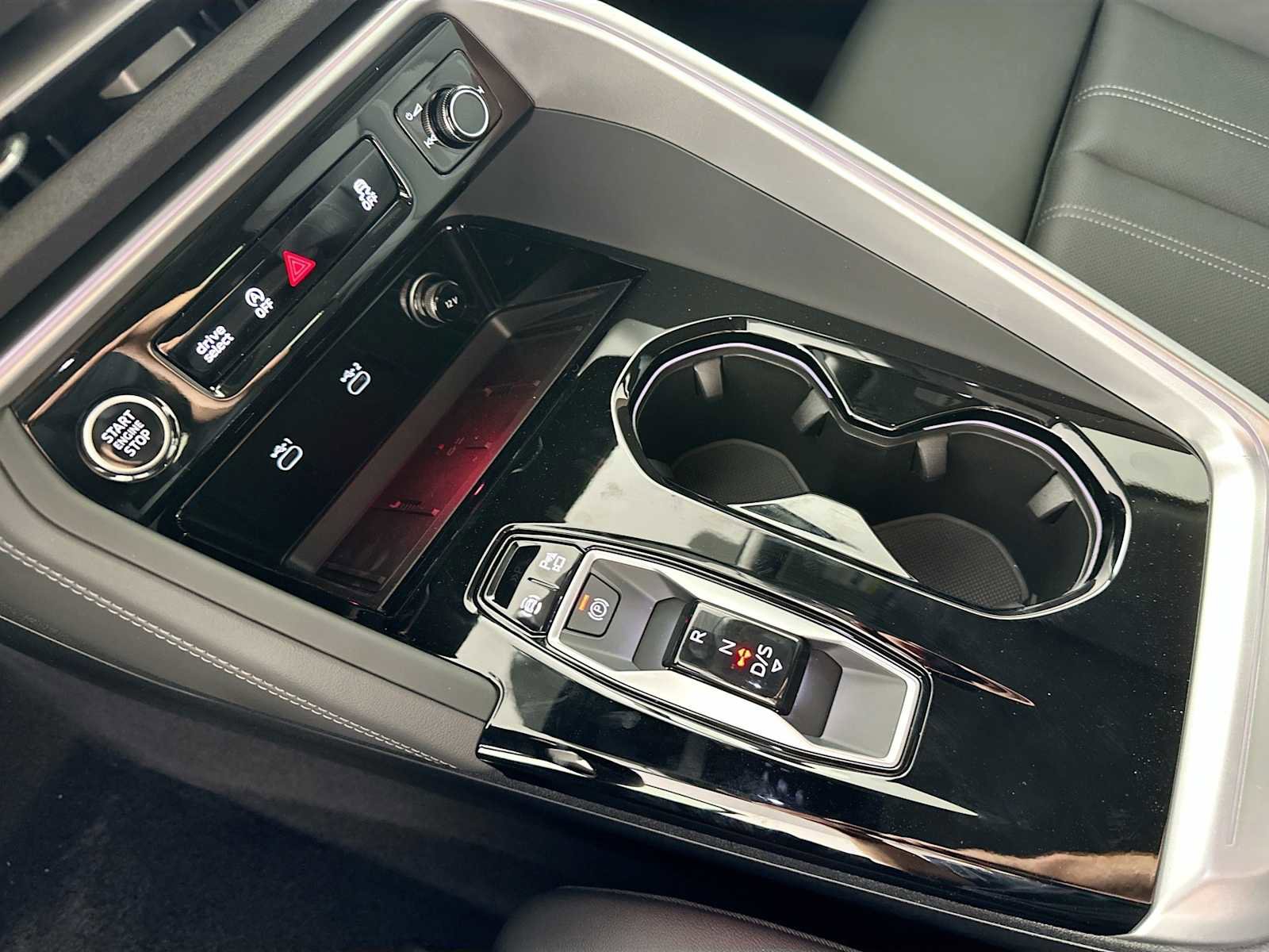 New 2025 Audi Q5 Premium Plus image 16