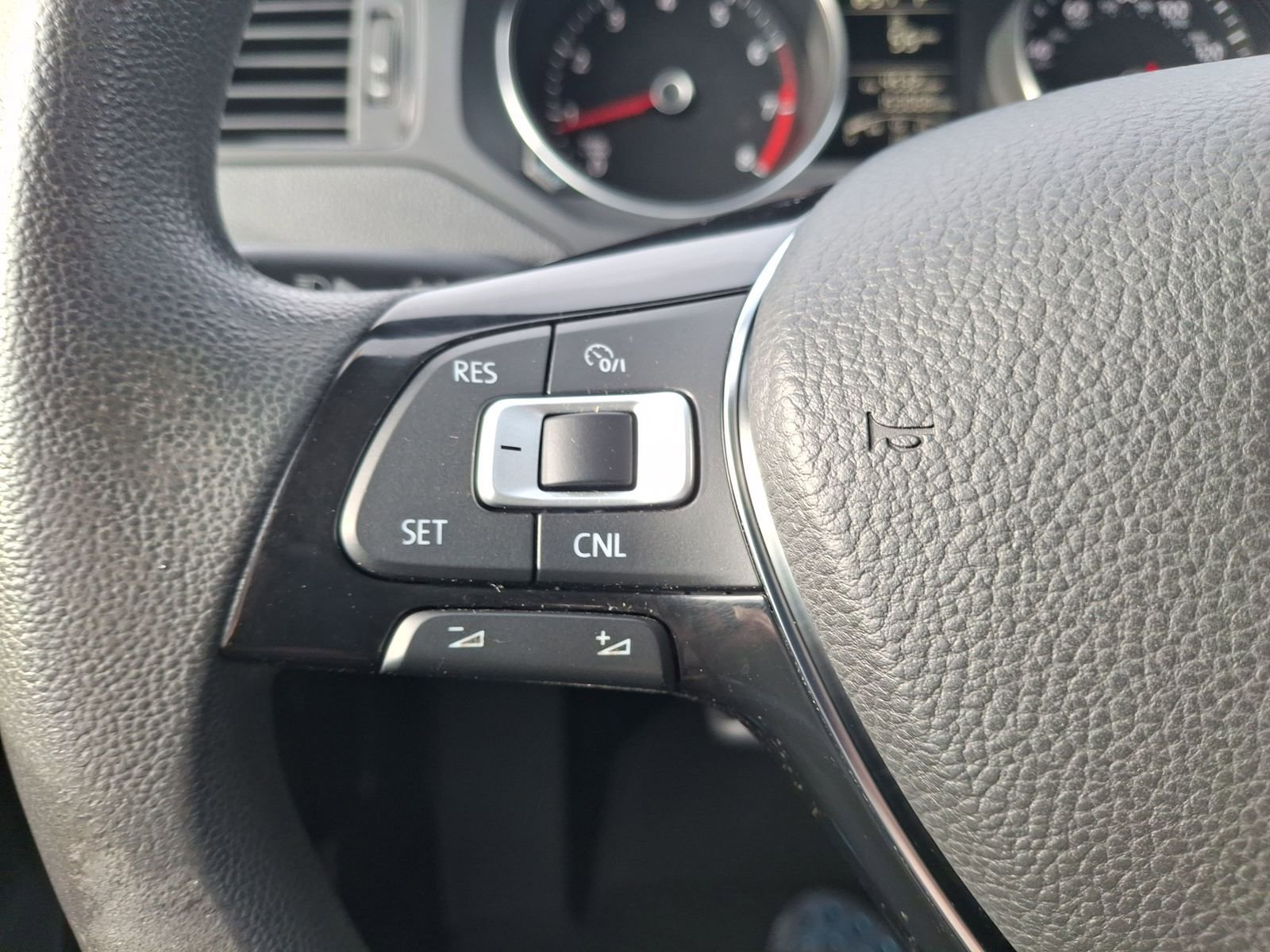 Used 2016 Volkswagen Jetta S image 13