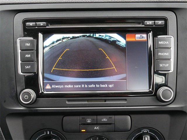 Used 2015 Volkswagen Jetta S image 34