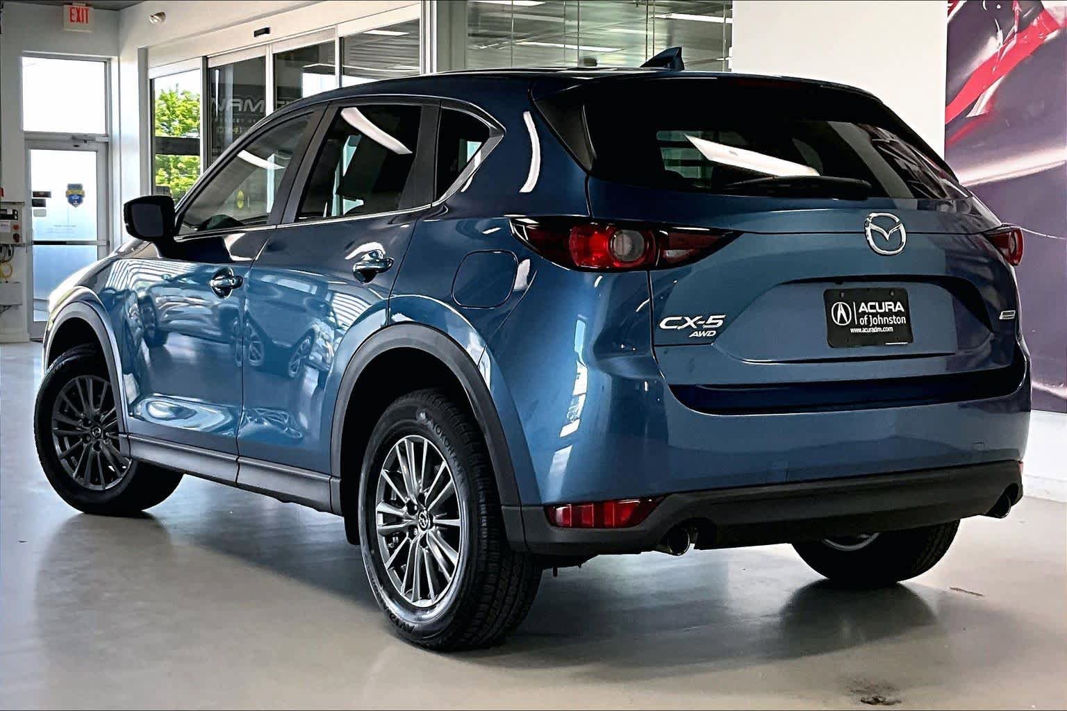 Used 2017 MAZDA CX-5 Touring w/ Preferred Equipment Package AWD/4WD image 4