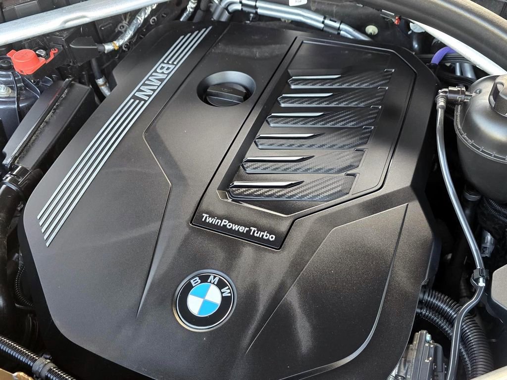 Used 2021 BMW X5 sDrive40i w/ Premium Package 3 image 9