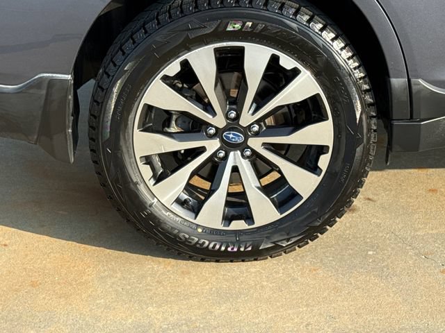Used 2017 Subaru Outback 3.6R Limited AWD/4WD image 9