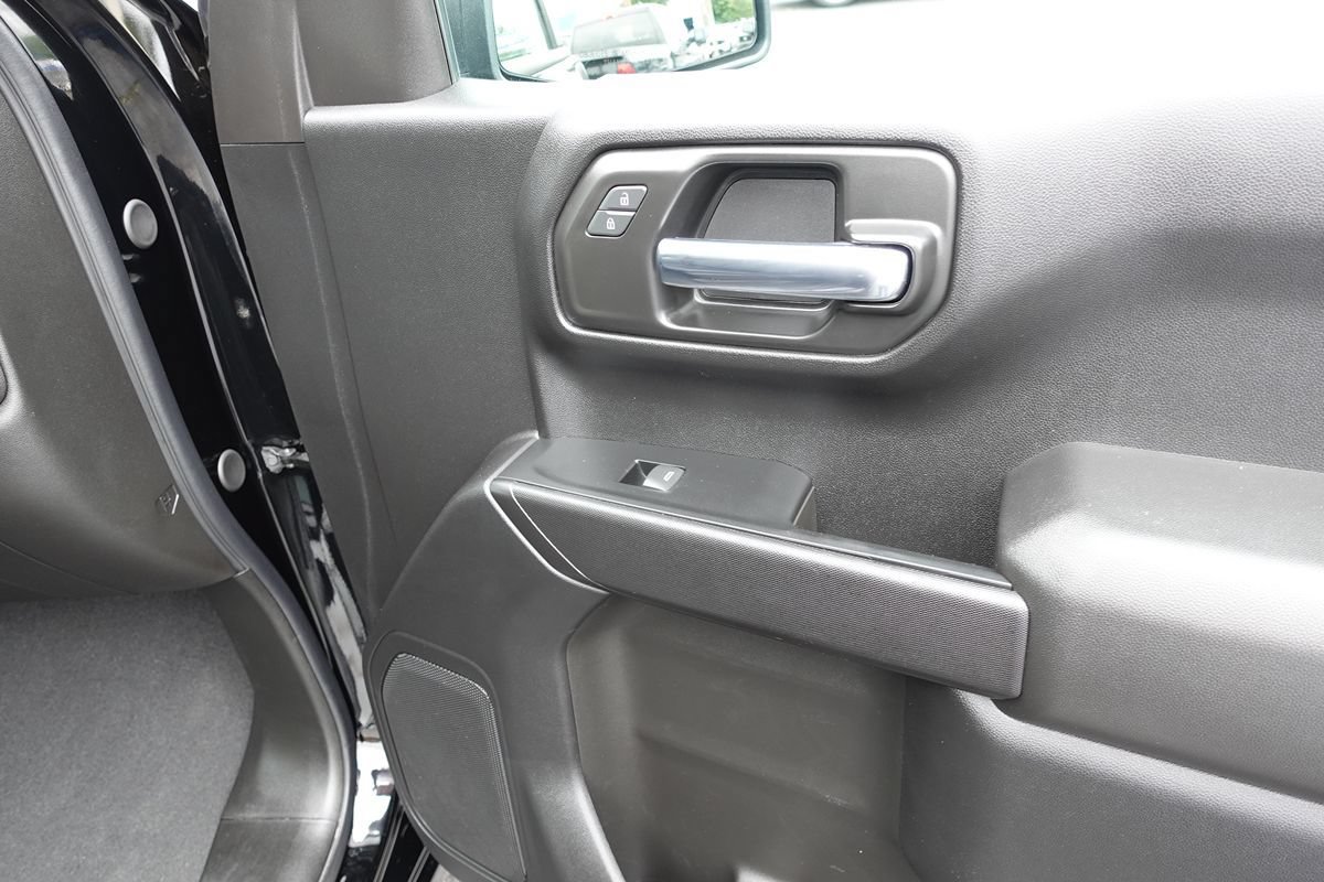 Used 2024 Chevrolet Silverado 1500 Custom AWD/4WD image 32