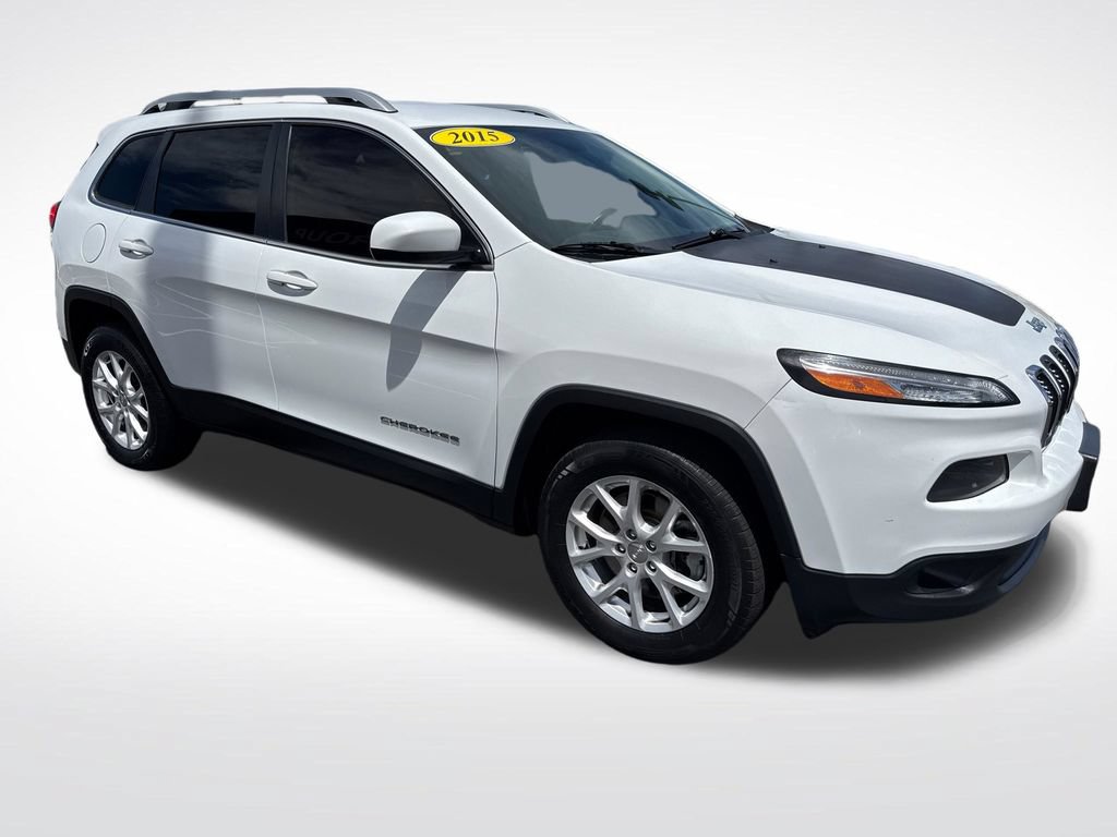 Used 2015 Jeep Cherokee Latitude AWD/4WD image 7