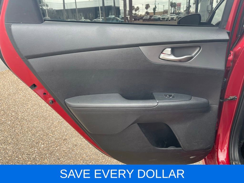Used 2020 Kia Forte LXS FWD image 15