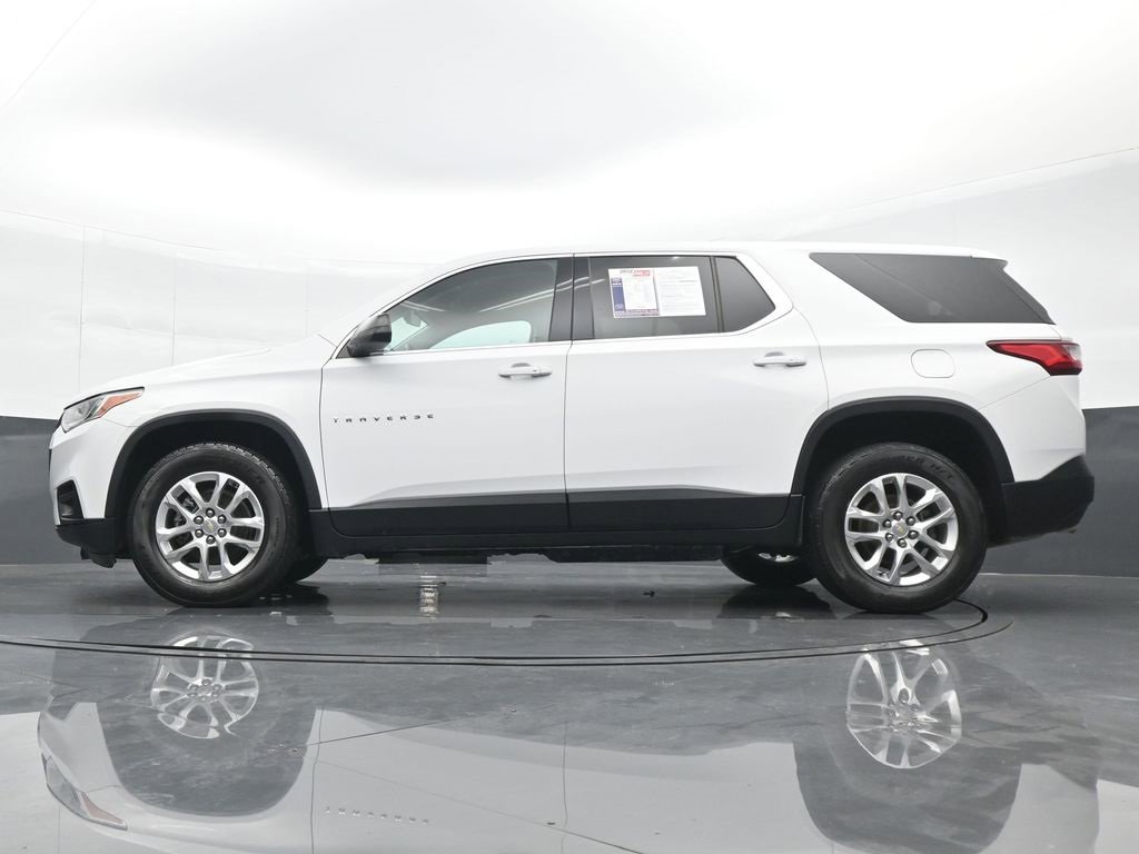 Used 2021 Chevrolet Traverse LS image 18