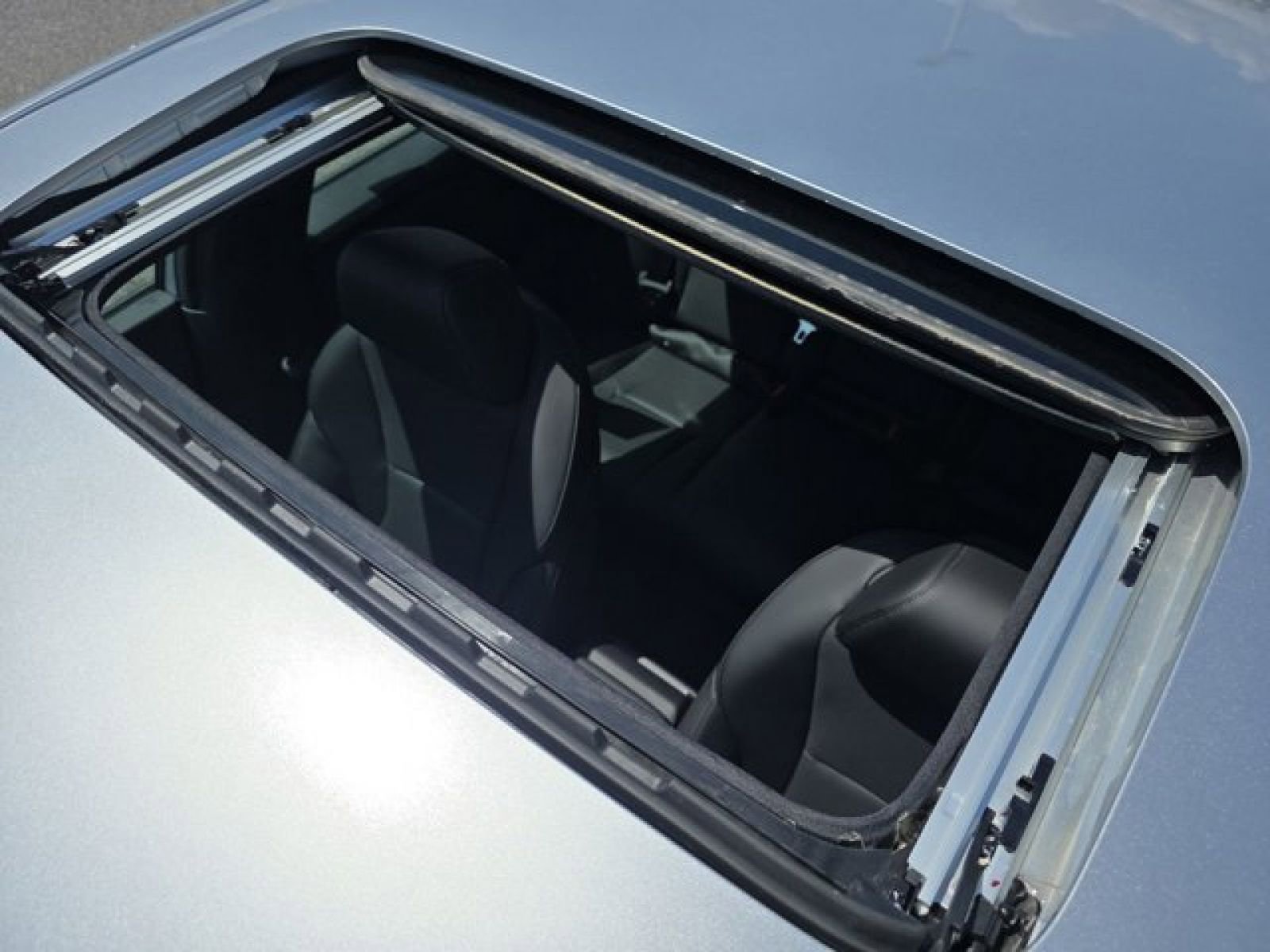 Certified 2025 Honda Accord Sport image 2