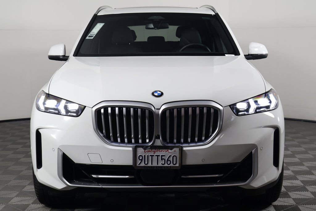 Used 2026 BMW X5 sDrive40i w/ Climate Comfort Package image 2