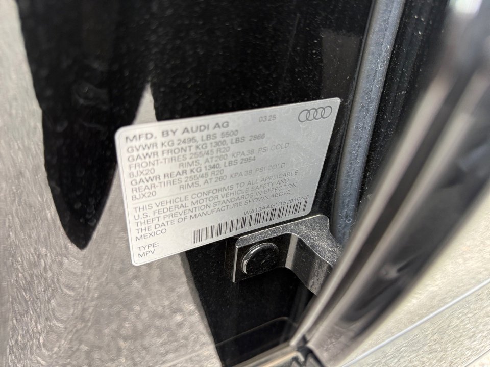 New 2025 Audi Q5 Prestige image 35