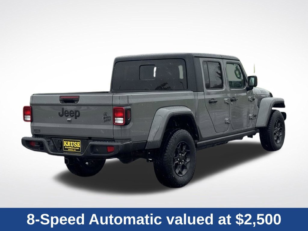 Used 2023 Jeep Gladiator Sport AWD/4WD image 3