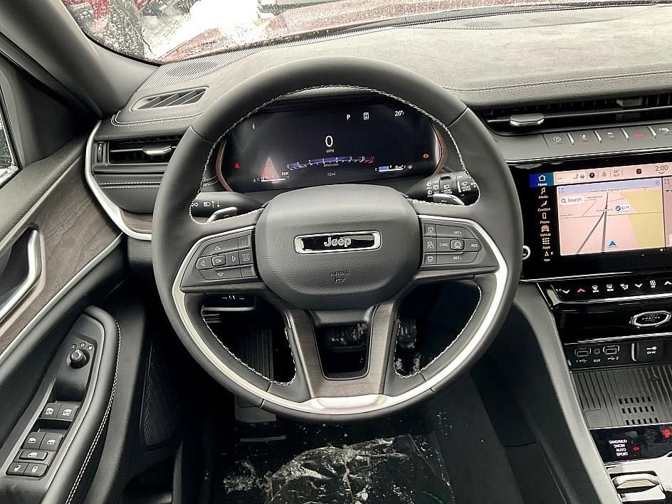 New 2026 Jeep Grand Cherokee Laredo image 31