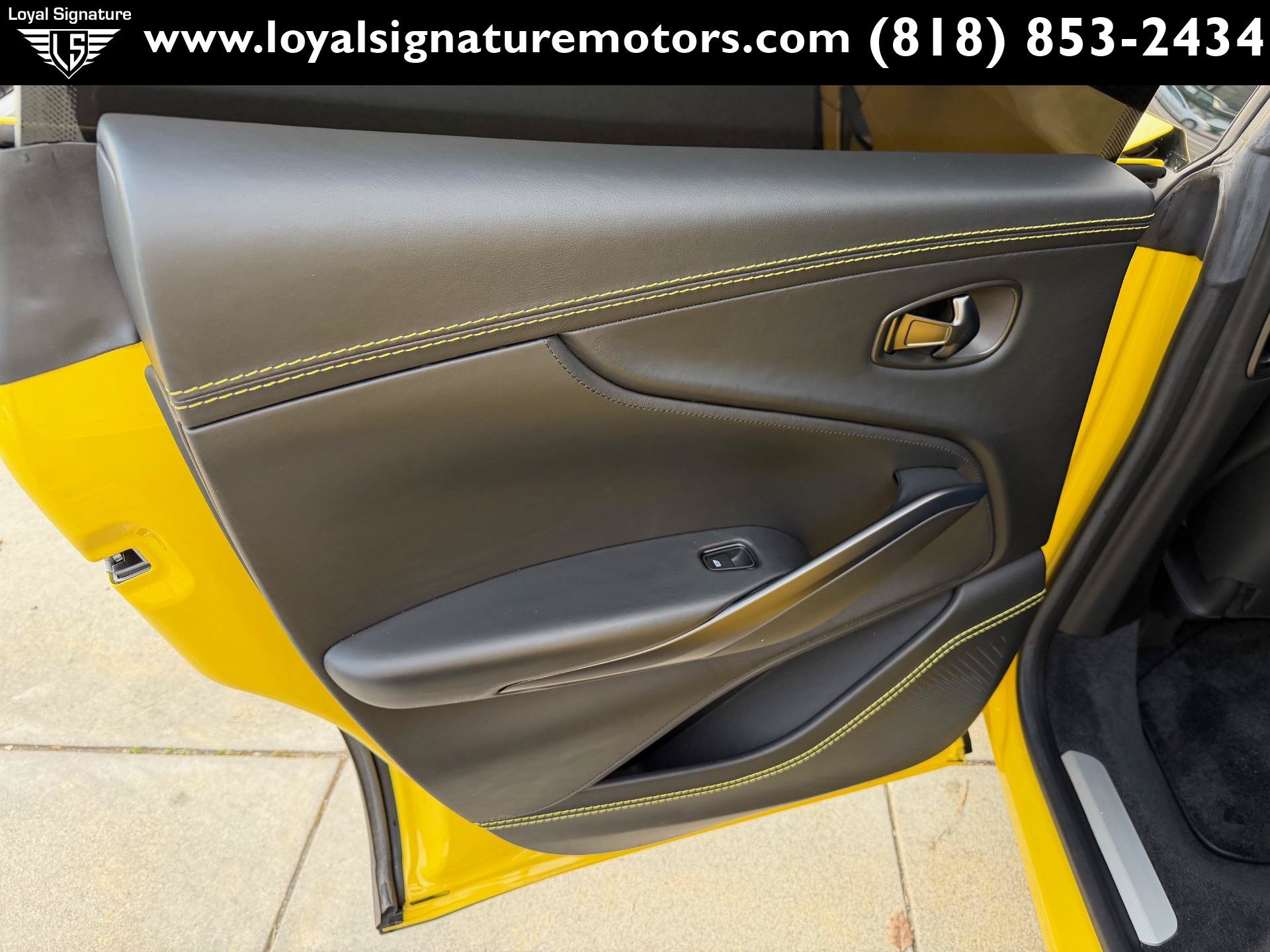 Used 2021 Aston Martin DBX AWD/4WD image 16