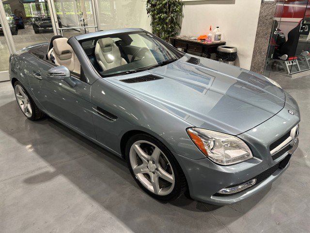 Used 2013 Mercedes-Benz SLK 250 image 10