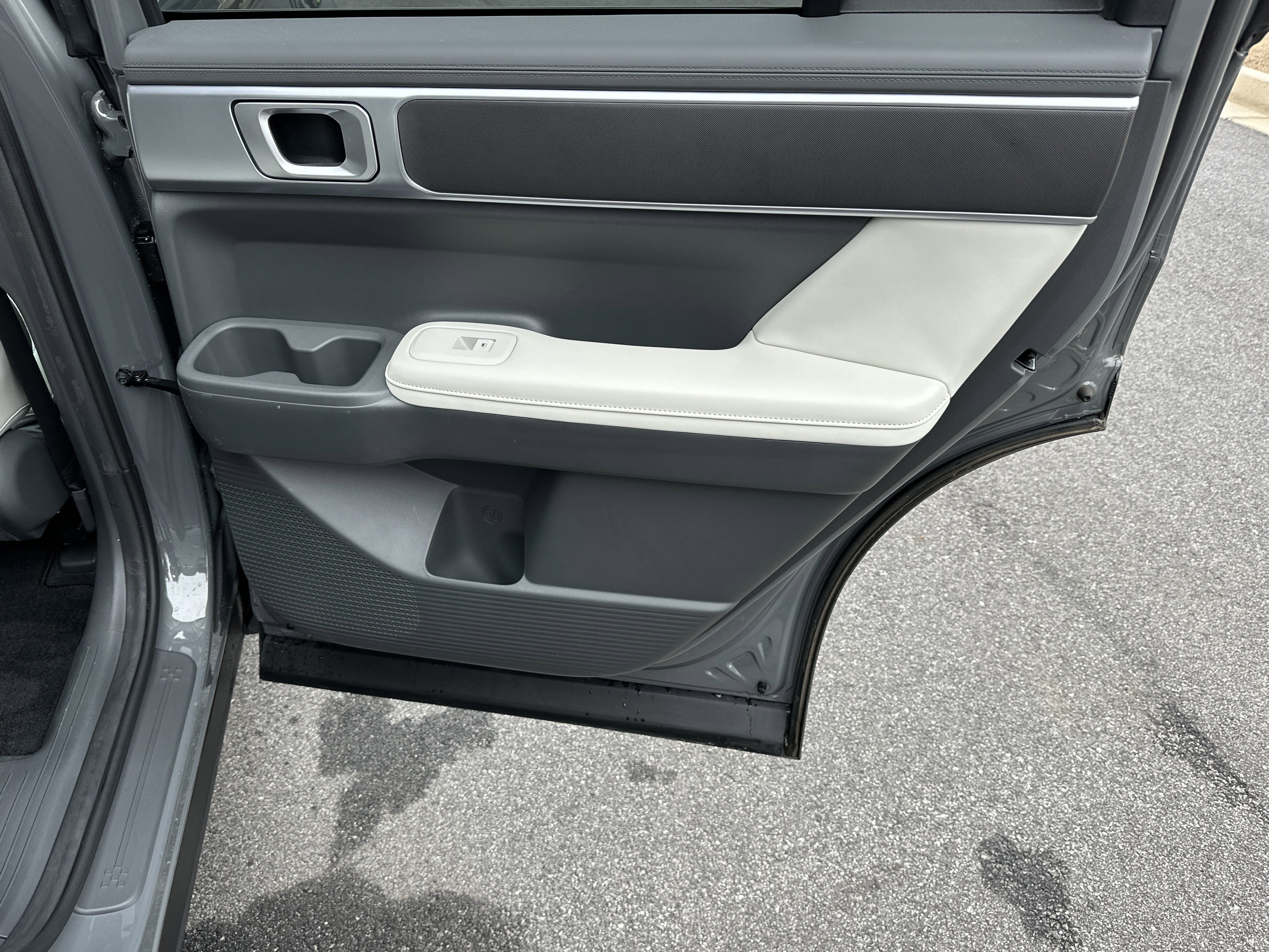 Used 2024 Hyundai Santa Fe SEL image 17