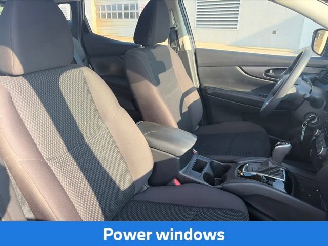 Used 2020 Nissan Rogue Sport S FWD image 14