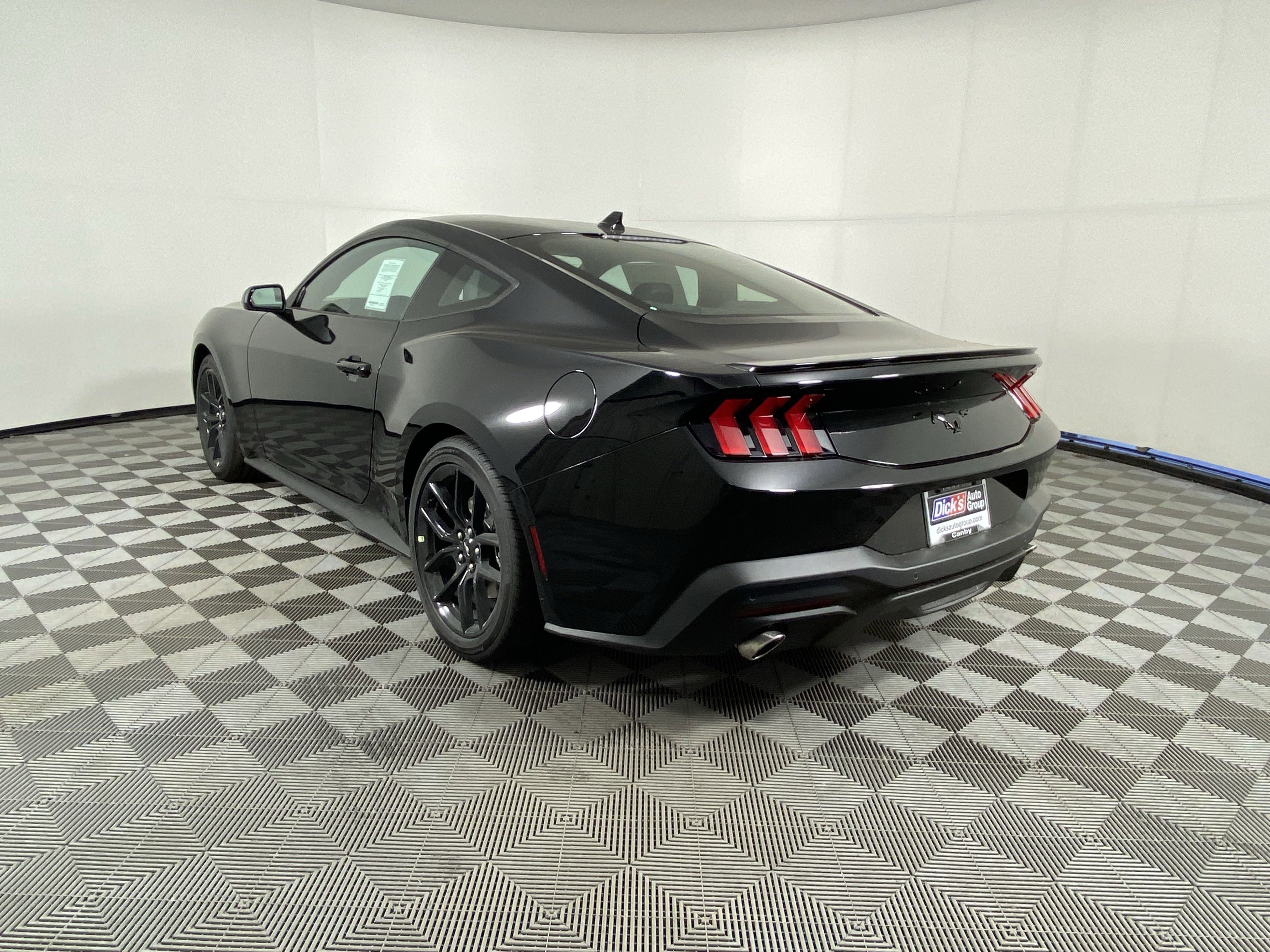 New 2025 Ford Mustang Coupe image 3