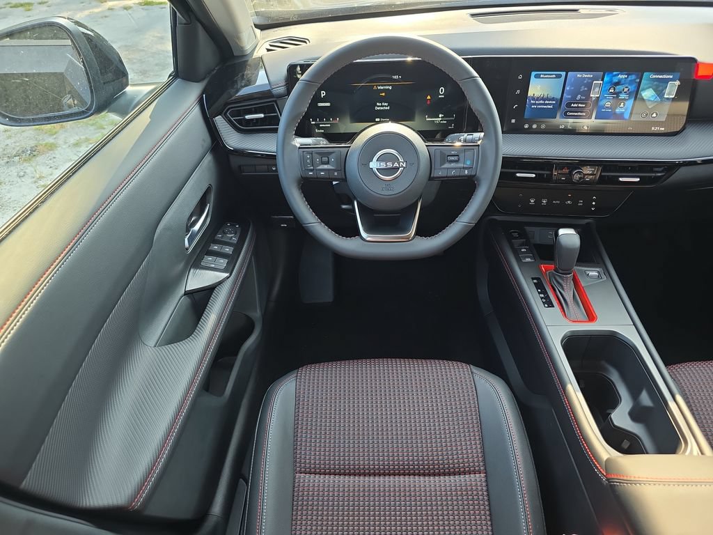 New 2026 Nissan Kicks SR AWD/4WD image 19