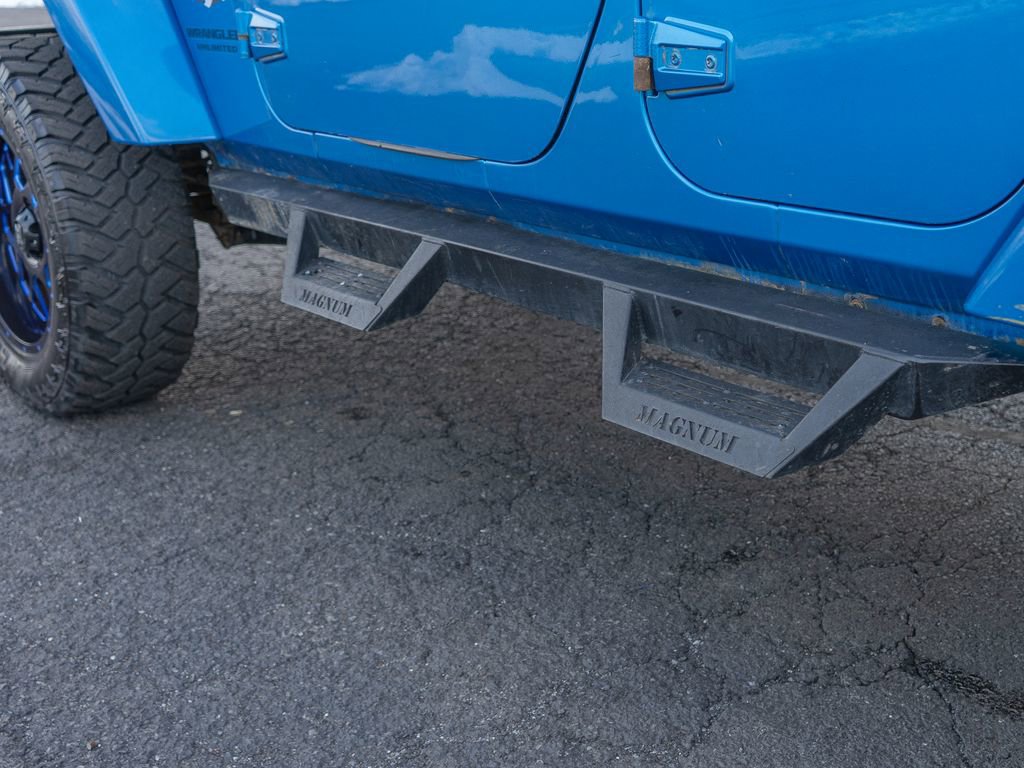 Used 2016 Jeep Wrangler Unlimited Sahara w/ Dual Top Group image 33