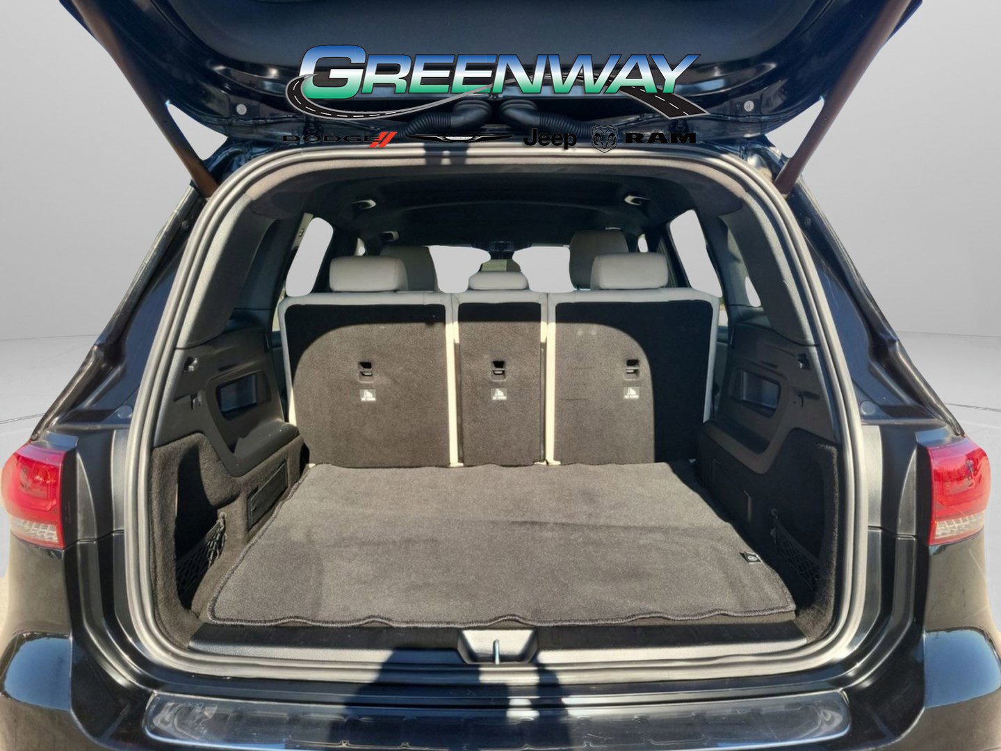 Used 2022 Mercedes-Benz GLB 250 image 7