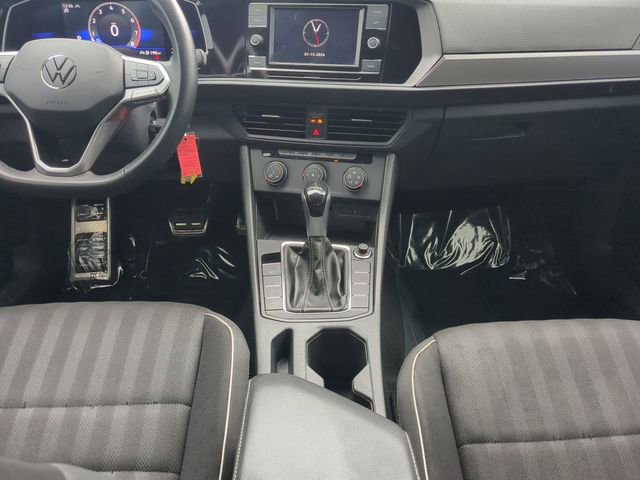Certified 2023 Volkswagen Jetta Sport image 14