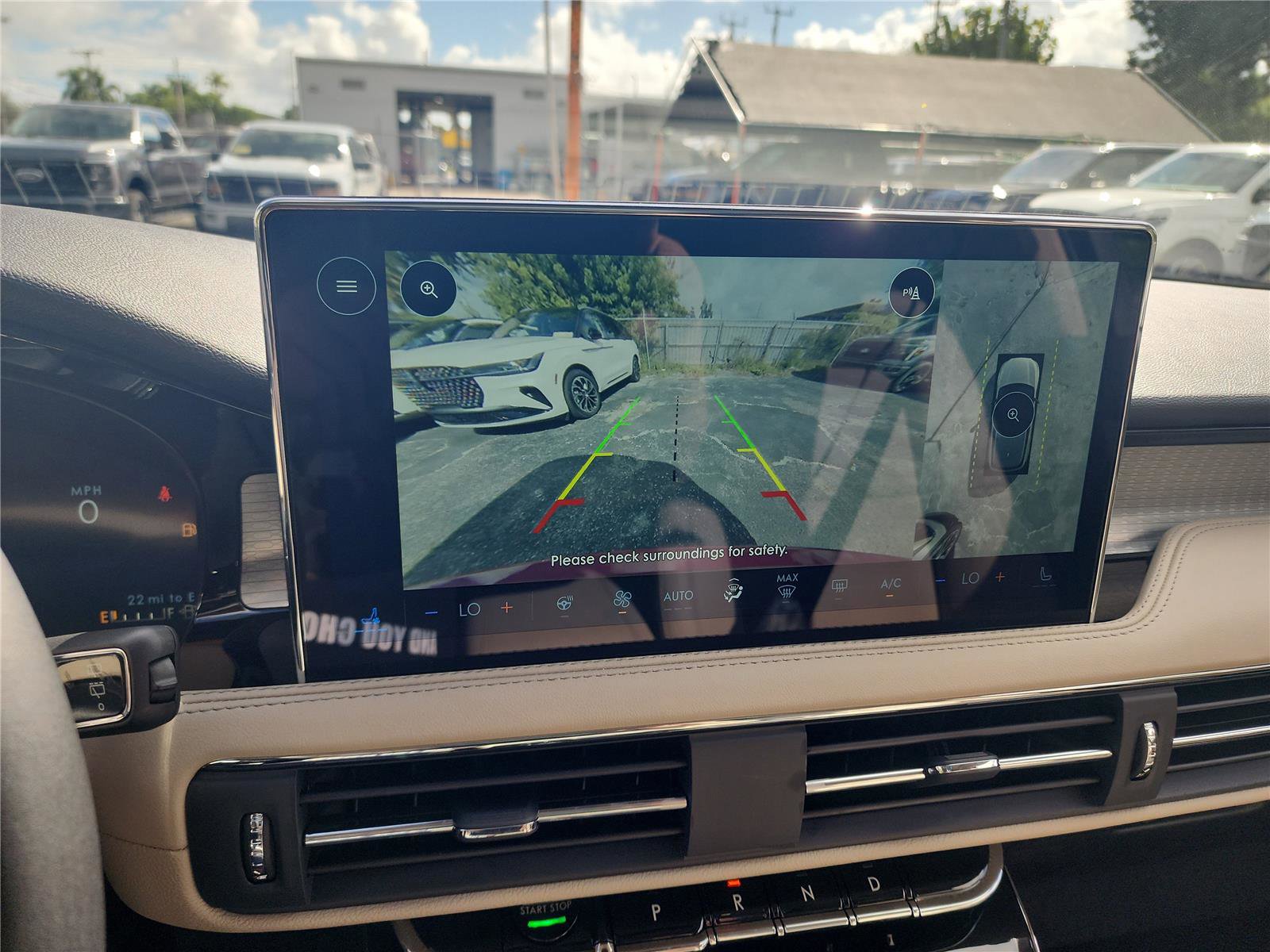 New 2026 Lincoln Corsair Premiere image 33