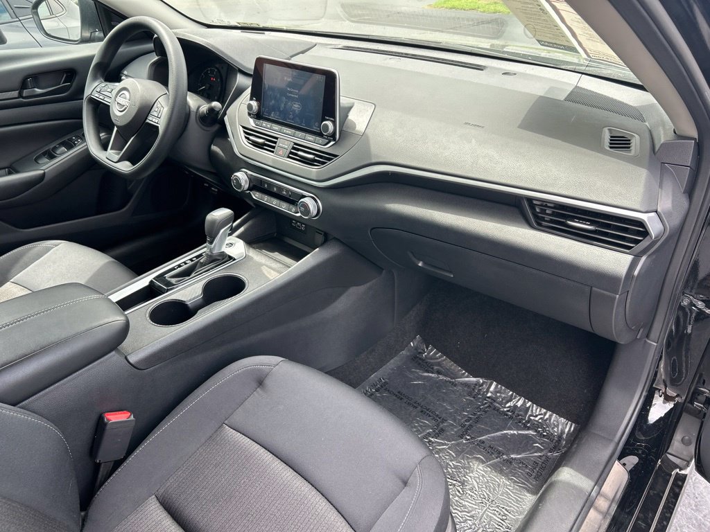 Certified 2025 Nissan Altima 2.5 S FWD image 42