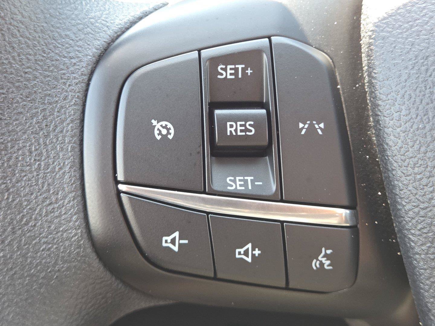 Used 2025 Ford Escape Active FWD image 27