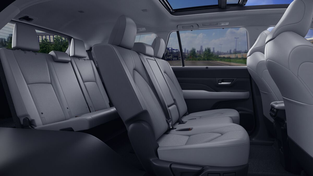 New 2026 Toyota Grand Highlander Limited AWD/4WD image 21