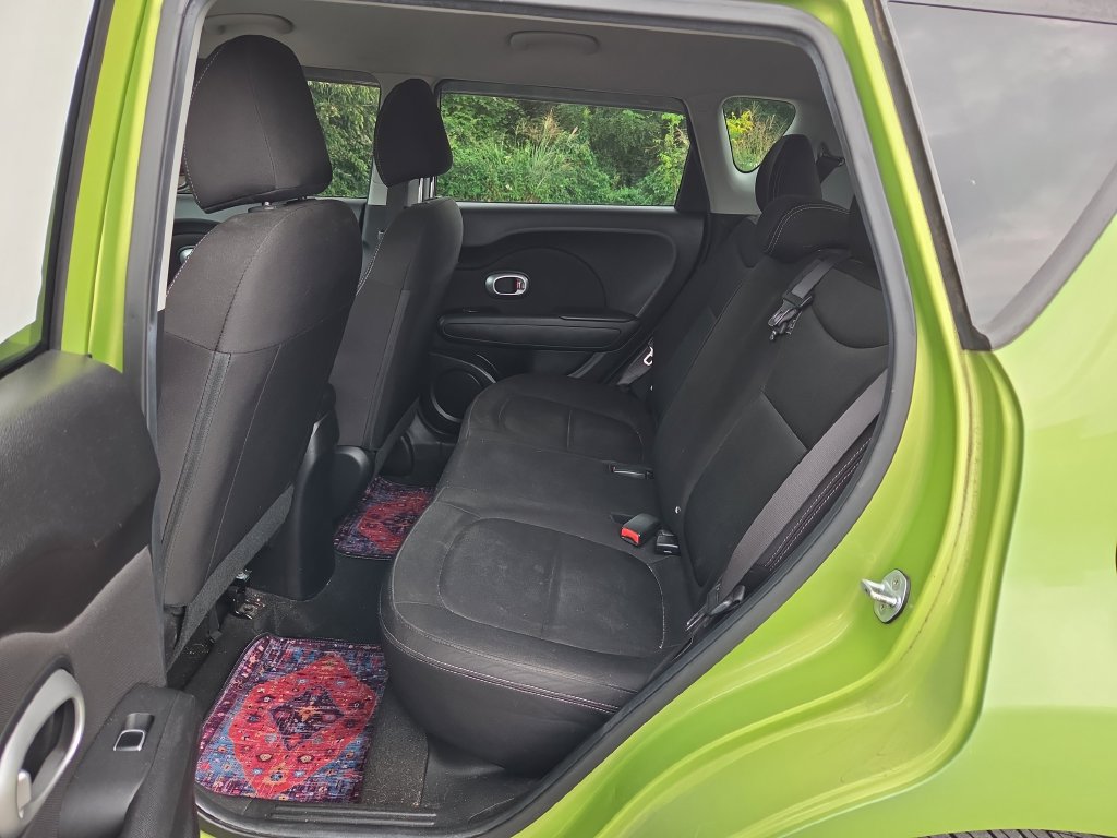 Used 2018 Kia Soul FWD image 16