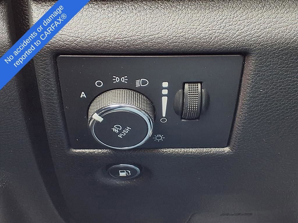 Used 2020 Jeep Grand Cherokee Altitude image 30