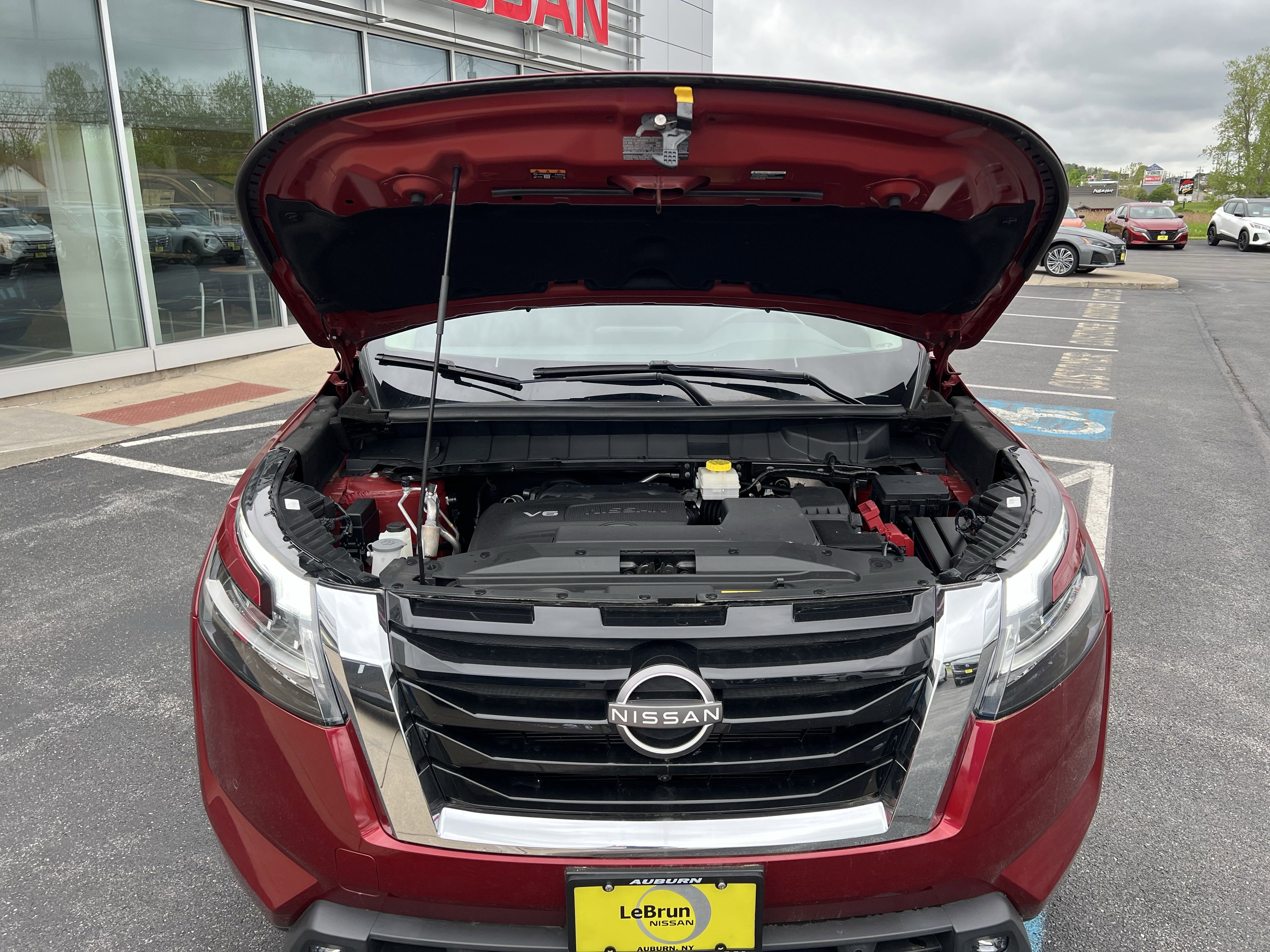 Used 2022 Nissan Pathfinder SL image 19