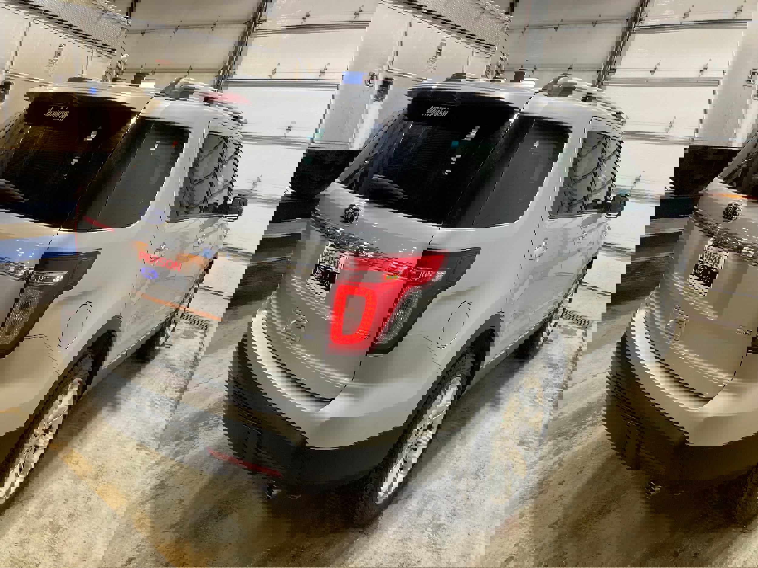 Used 2015 Ford Explorer XLT w/ Equipment Group 202B image 13