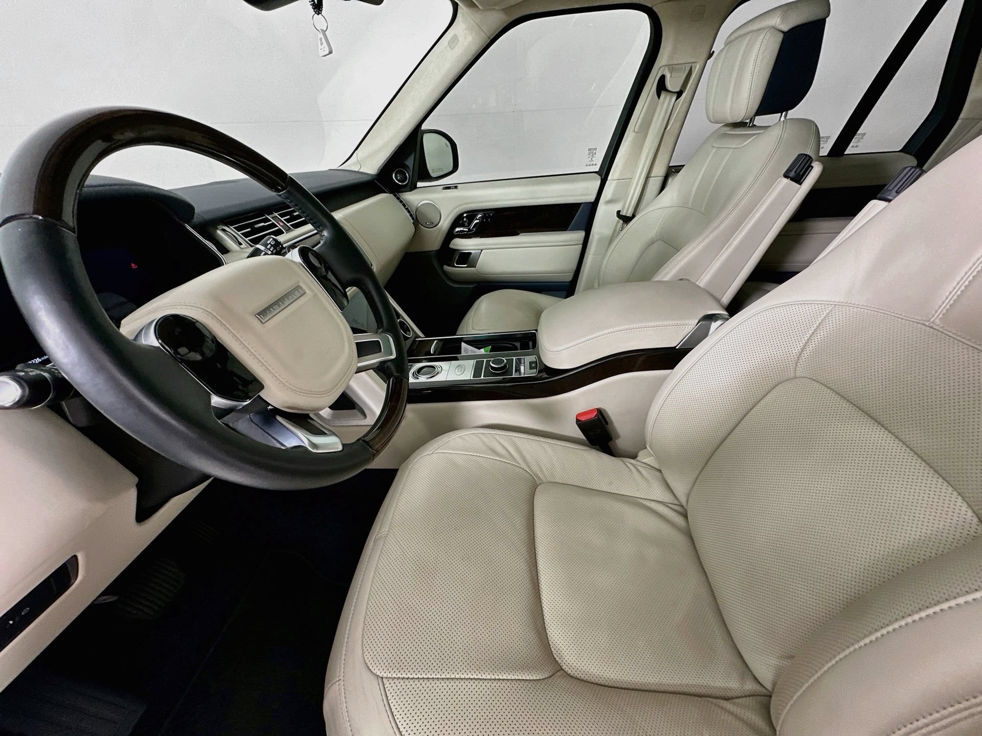 Used 2018 Land Rover Range Rover Supercharged AWD/4WD image 22