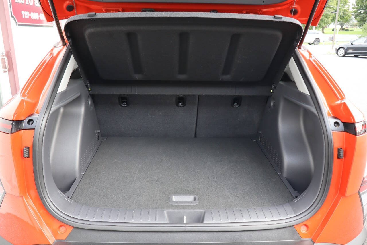 Used 2024 Hyundai Kona SEL AWD/4WD image 4