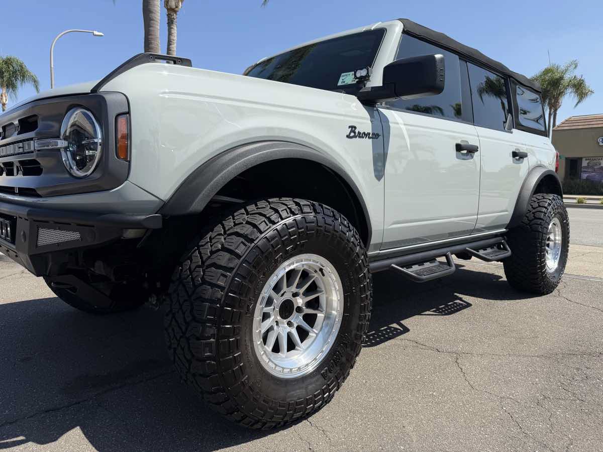 Used 2023 Ford Bronco Big Bend AWD/4WD image 13