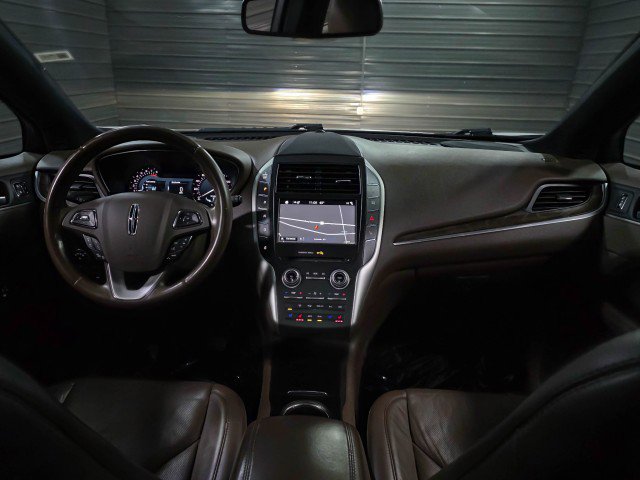 Used 2017 Lincoln MKC Reserve image 11