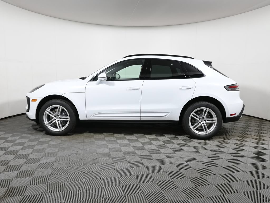 New 2026 Porsche Macan AWD/4WD image 2