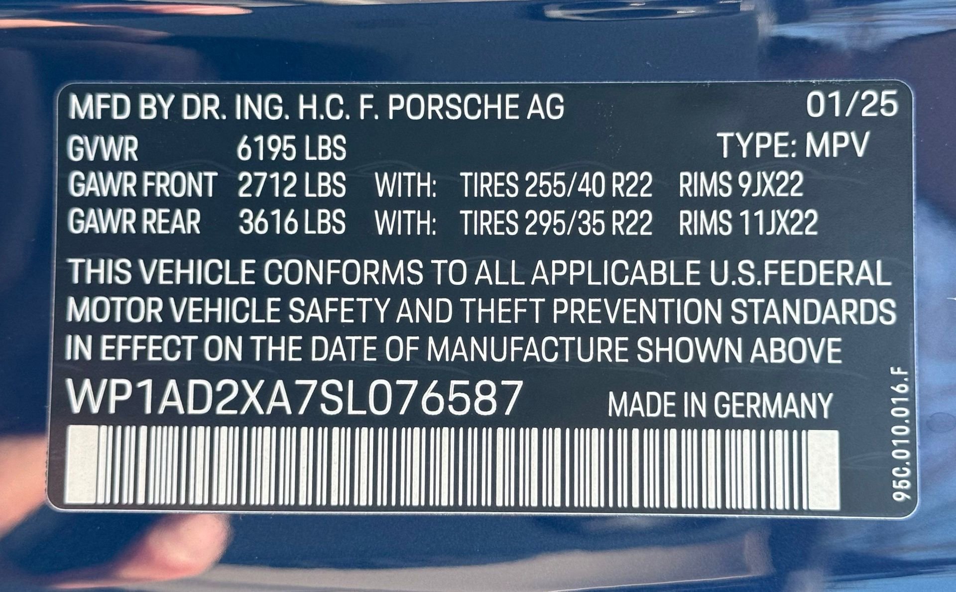 Used 2025 Porsche Macan Electric image 36