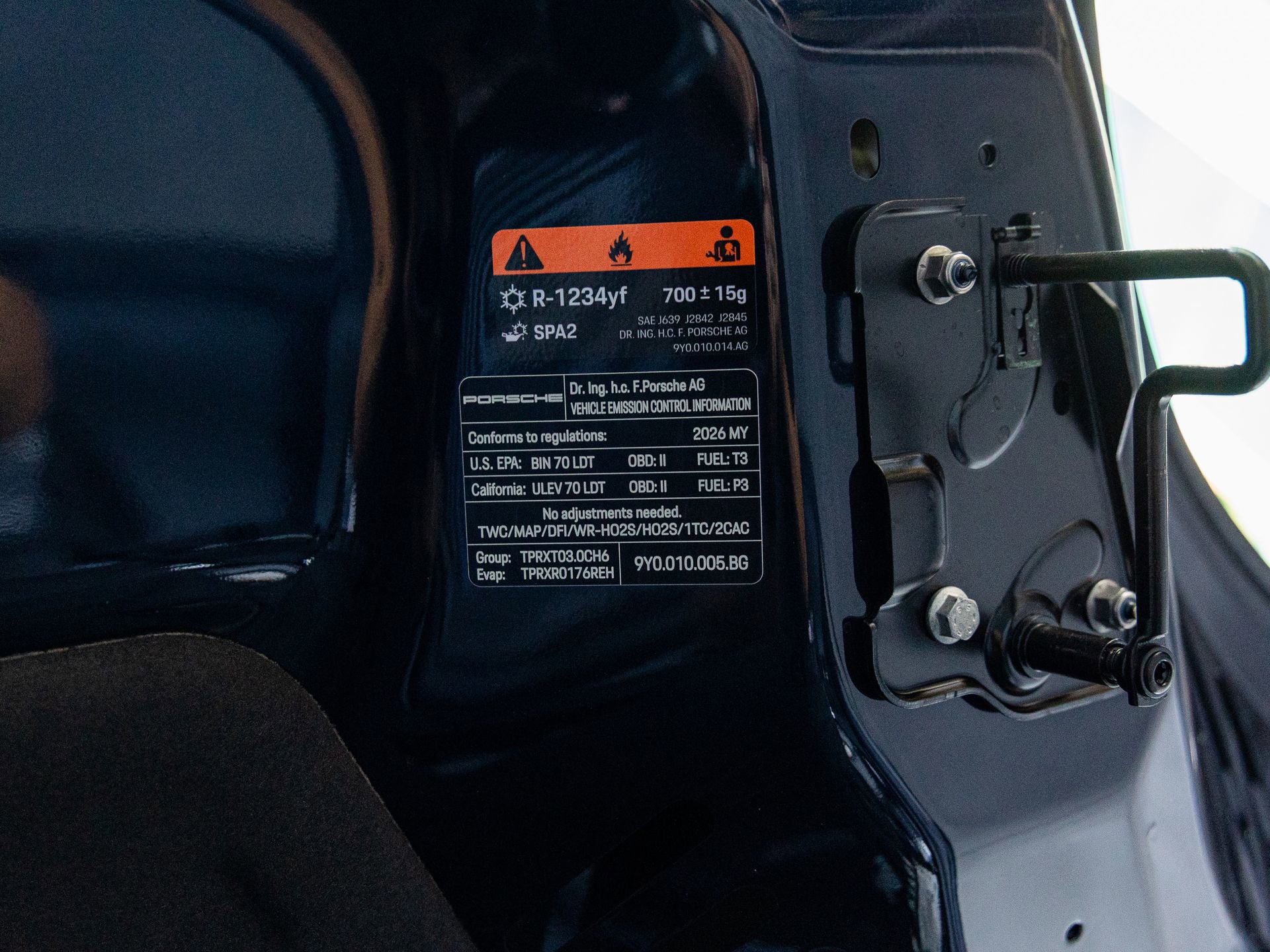 New 2026 Porsche Cayenne E-Hybrid Coupe image 44