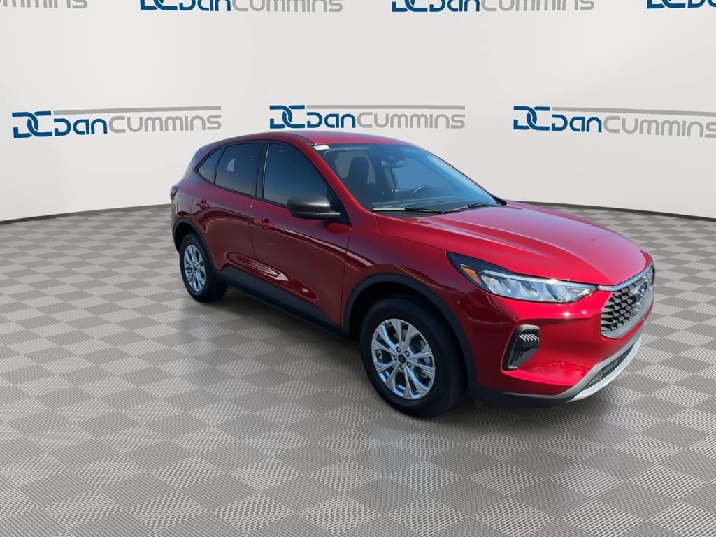 New 2026 Ford Escape Active w/ Cold Weather Package AWD/4WD image 2
