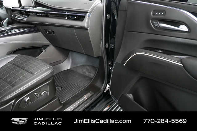 Used 2024 Cadillac Escalade V w/ Heavy-Duty Trailer Package image 25