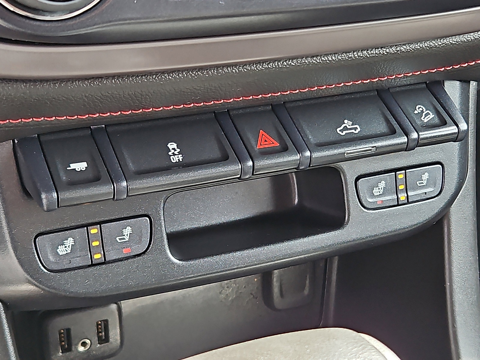 Used 2019 GMC Canyon All Terrain w/ All Terrain X Package image 22