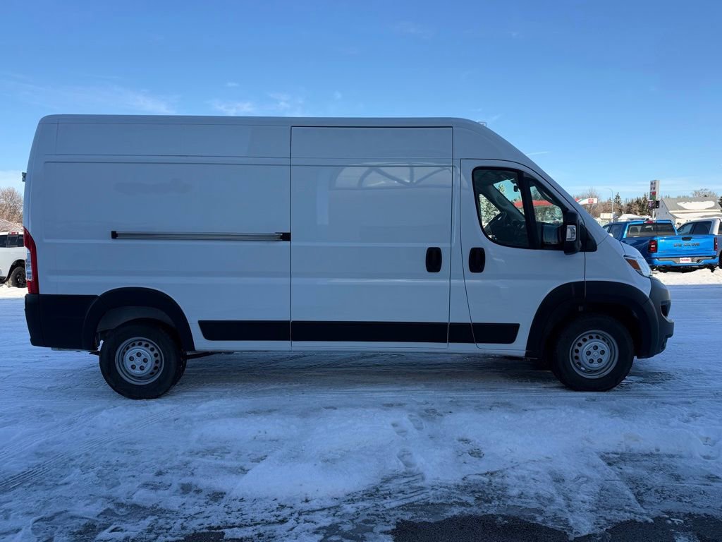 New 2025 RAM ProMaster 3500 w/ Convenience Group image 4