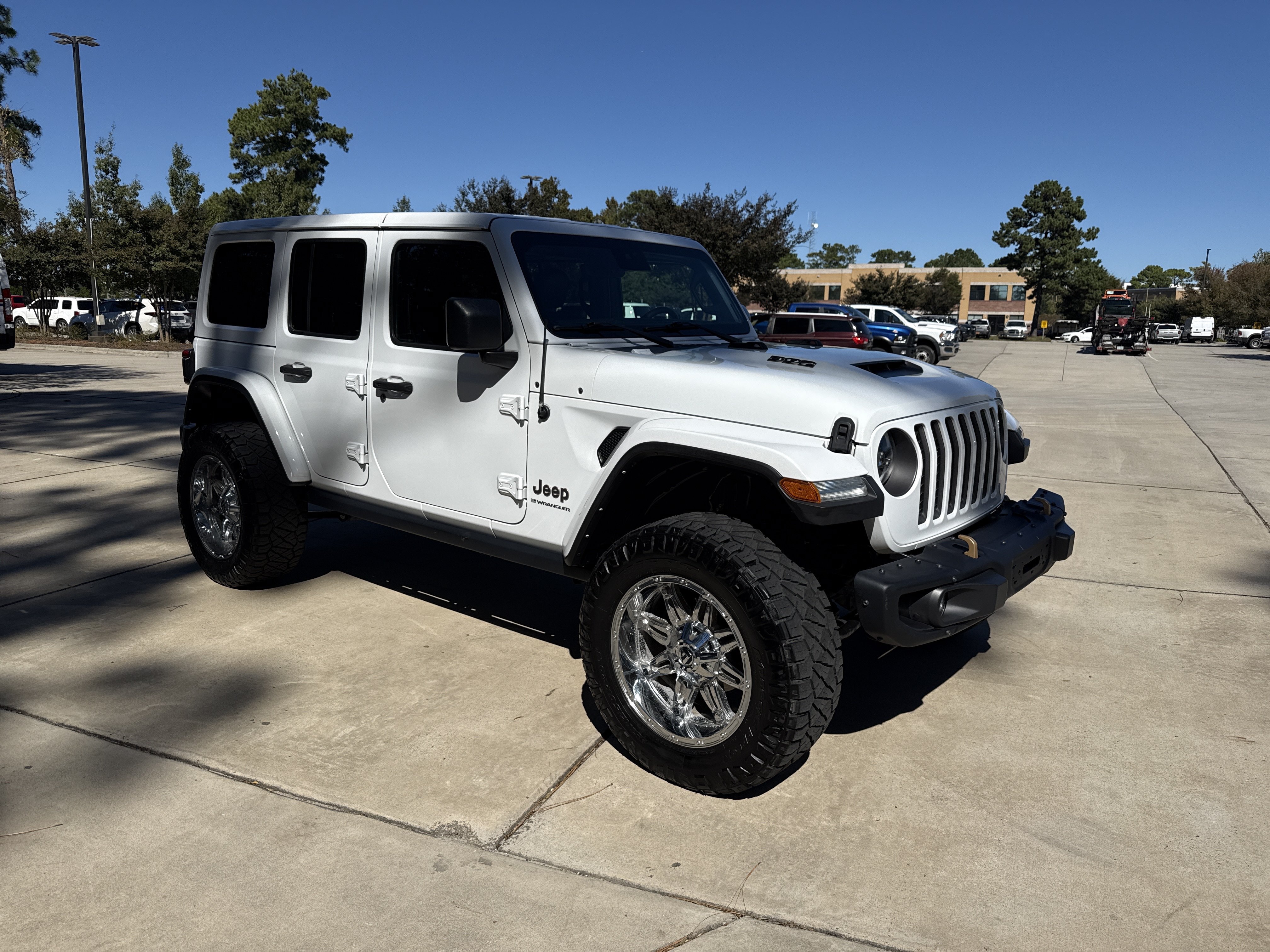 Used 2023 Jeep Wrangler Unlimited Rubicon 392 AWD/4WD image 2